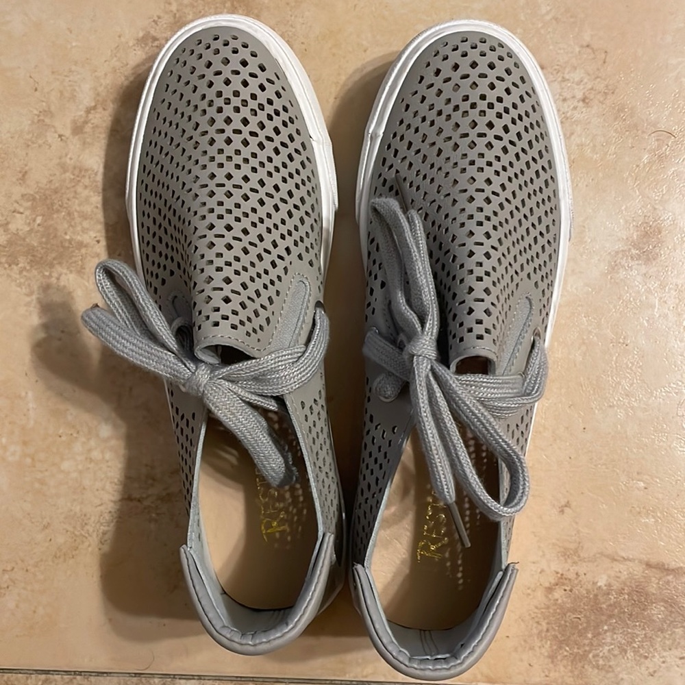 Gray shoes